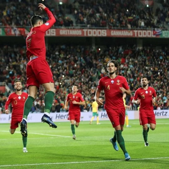 [NEWS] Ronaldo qualified Portugal to next round
